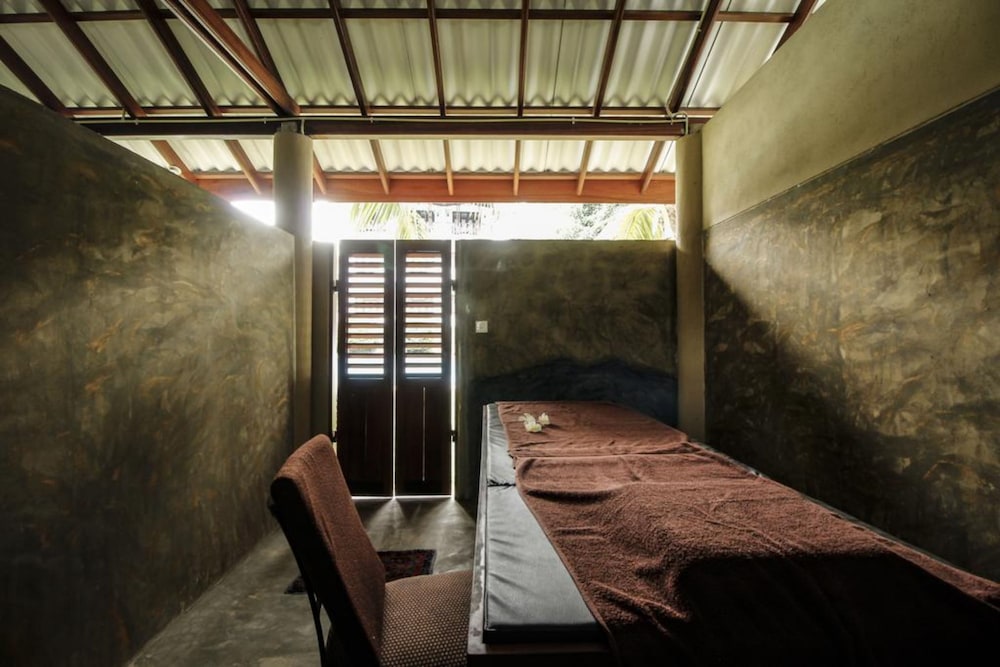Rockery Villa