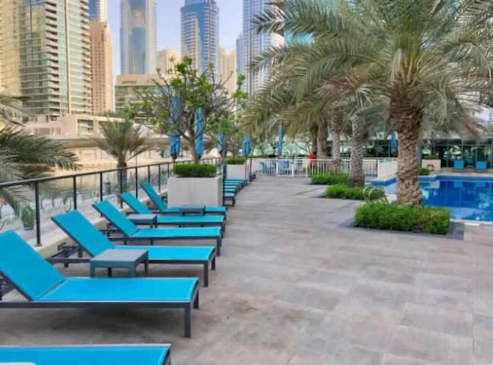 Luxury in Dubai Marina s 1 Bed That Sleeps 2