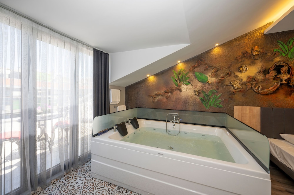 Grand Palace Otel - Image 63