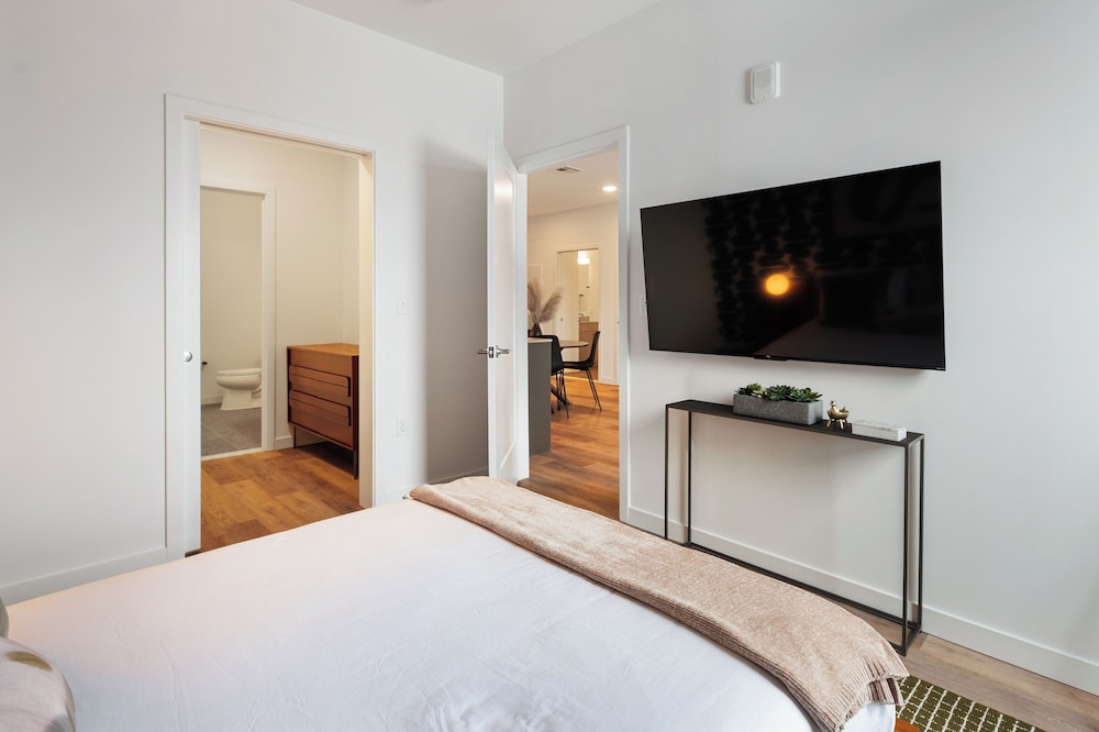Luxury Apartments by Hyatus at Boston Everett