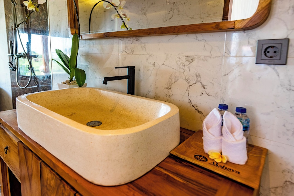 Akhsaya Villa, Sacred Wellness Retreat by Dhananjaya Hospitality