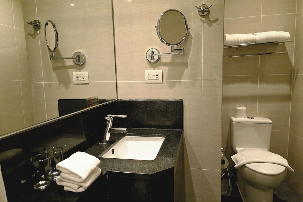 Resort-style Comfort Near Mactan Airport