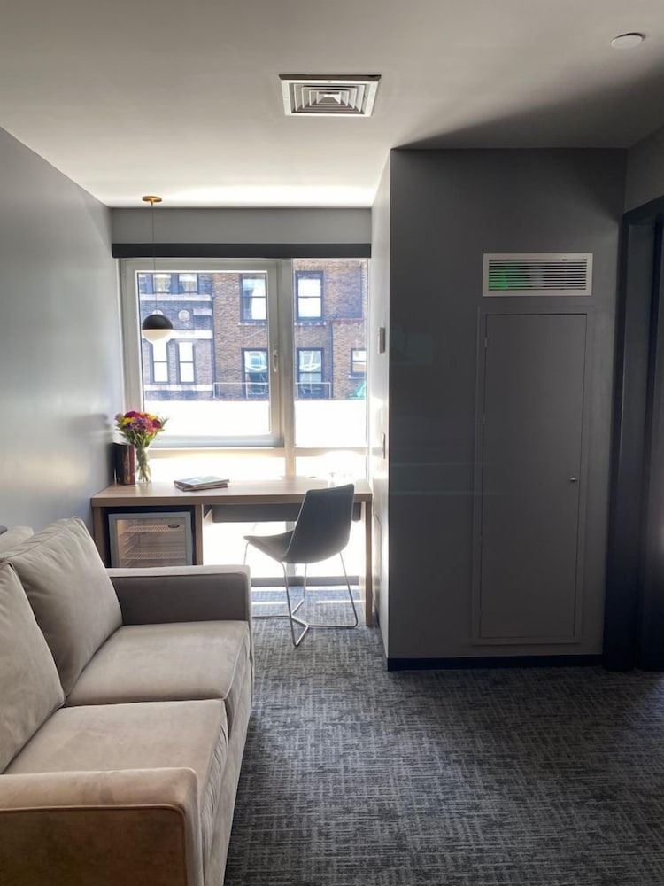 Henn na Hotel New York 15
