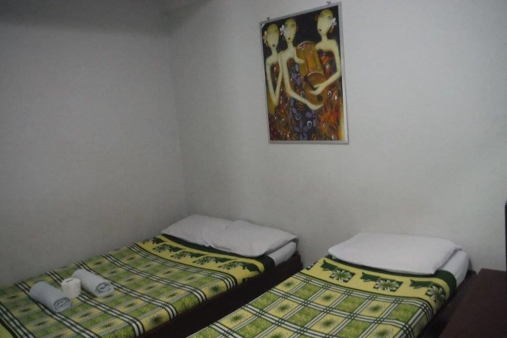 Antonio's Pension House