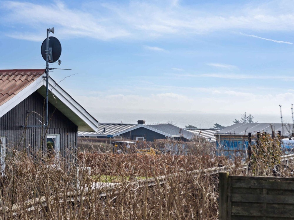 5 Star Holiday Home in Ronde
