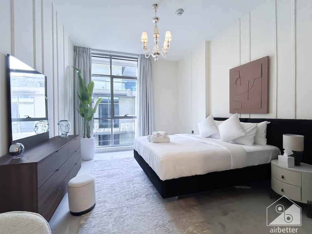 Your Perfect Meydan Getaway: 1B Polo Residence C3