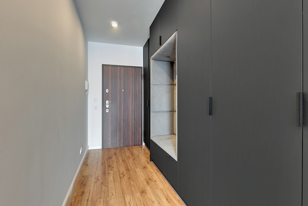 Aura - Riverside & Parking by Downtown Apartments