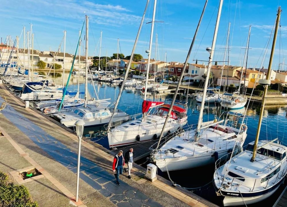 Cozy Beachside Apartment in Agde