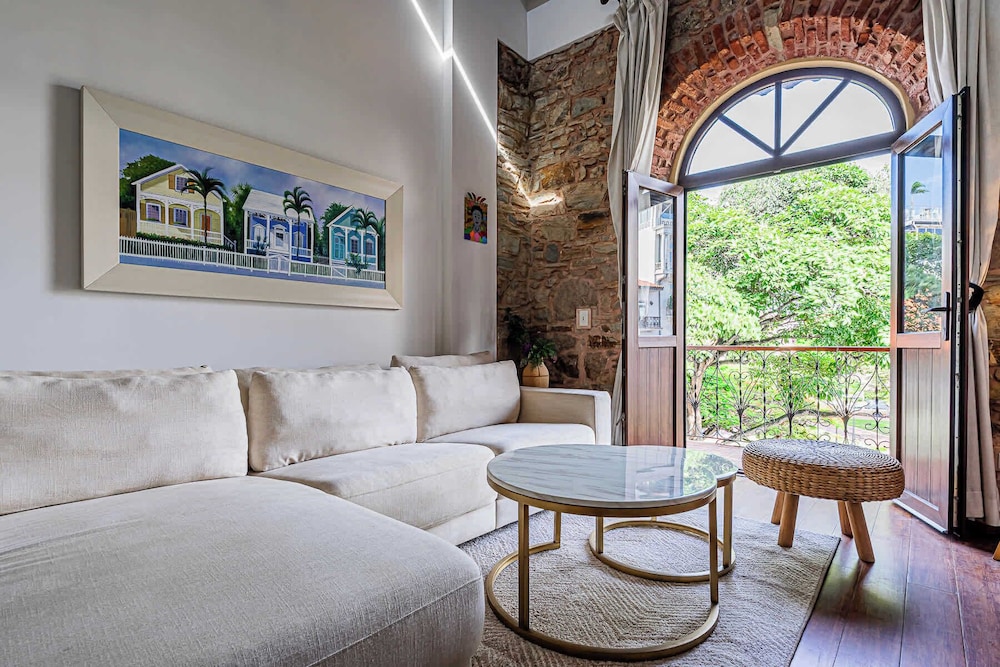 w Grandiose 1BR w Balcony in San Felipe