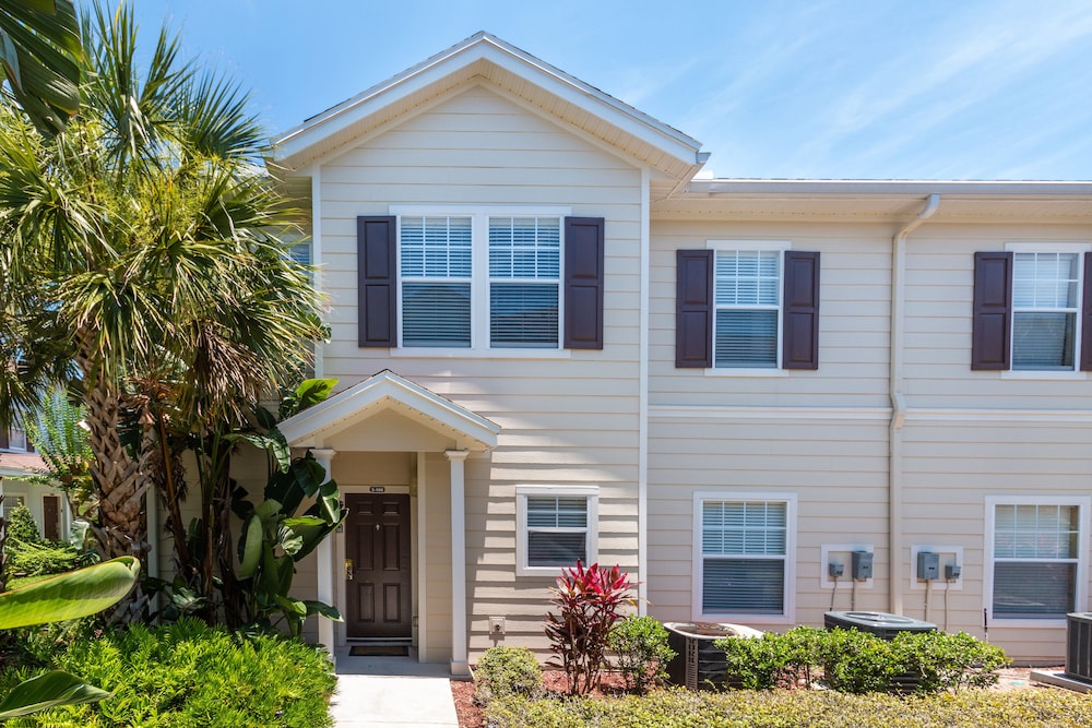 Lucaya Village 3040 #2-108 - Image 1