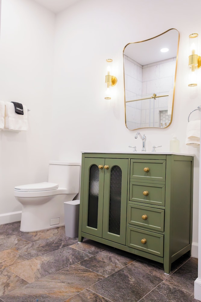 Blue Ridge Abbey Bed & Breakfast
