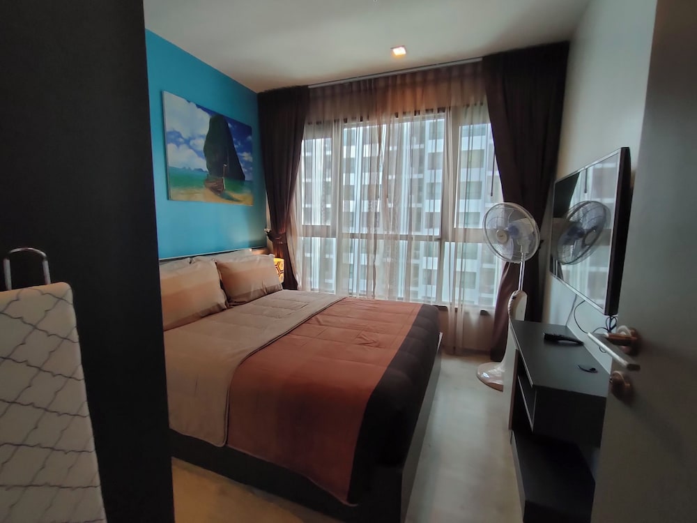 The Base Central Pattaya - 1 bdr Condo With Pool
