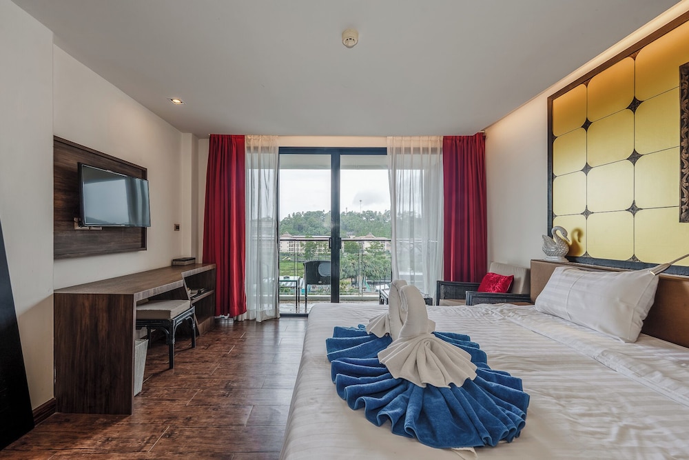 Chill & Play Near Beach Pool C202