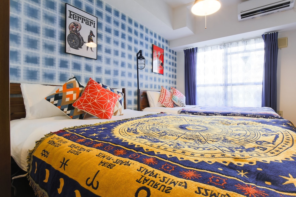 Grand Court Namba 402