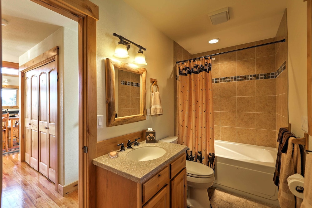 Estes Park Home w/ Grill < 1 Mi to Stanley Hotel! - Property Image 16