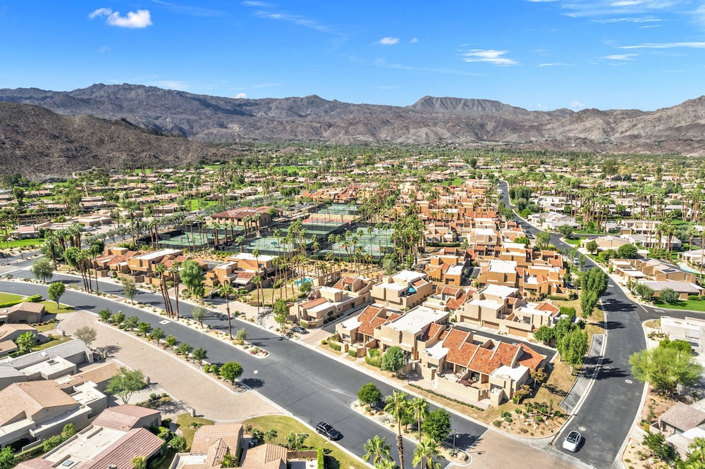 Ironwood Desert Retreat With Private Jacuzzi Scenic Views