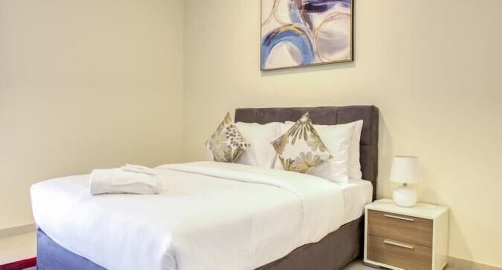 R&H 3BR Villa in RAK Beach Access 172