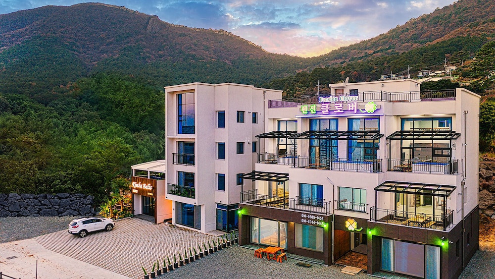 Clover spa pension view 3