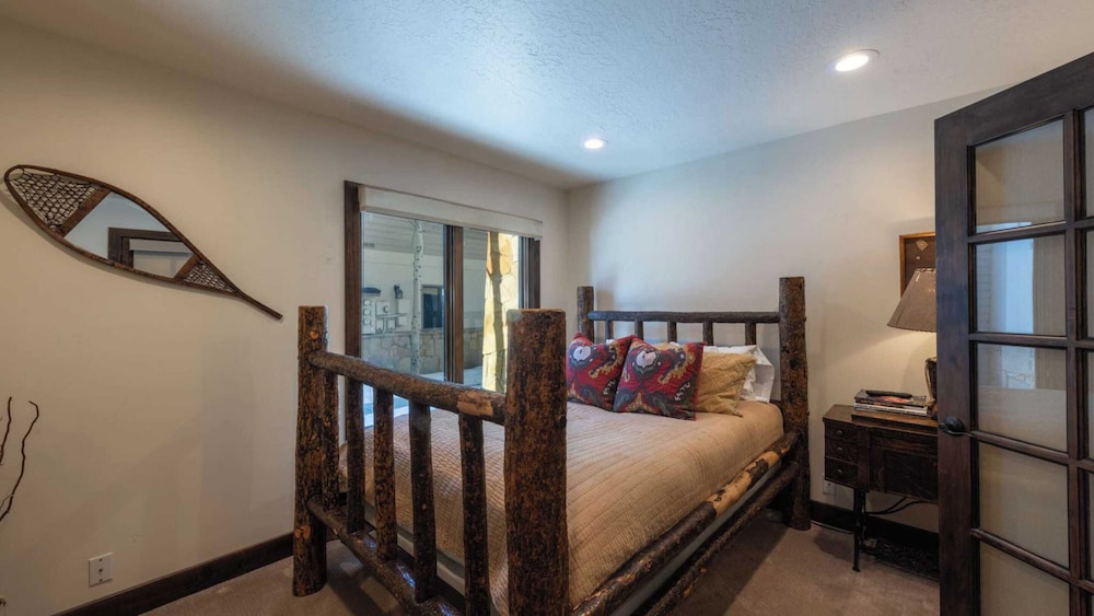 Jupiter Peak by Avantstay Near Deer Valley Base w/ Hot Tub!