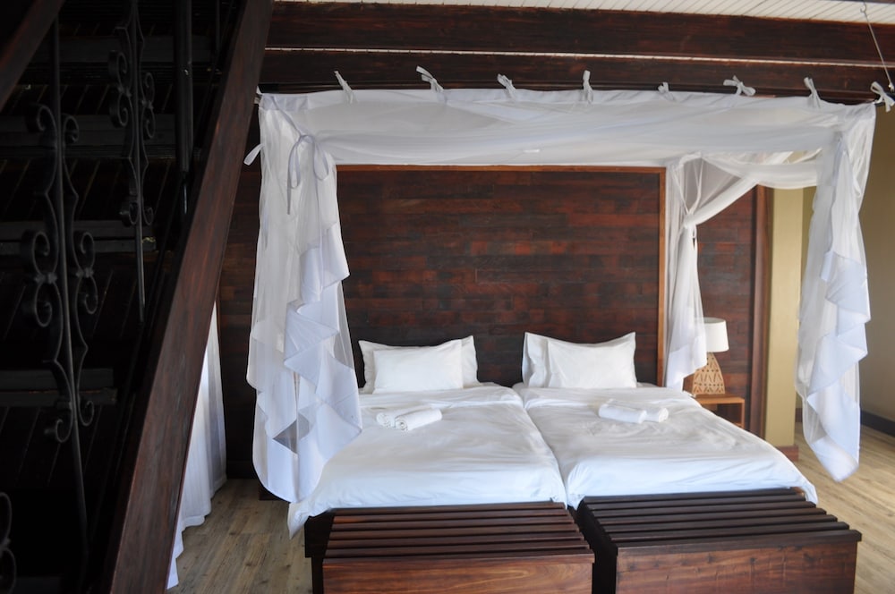 Hakusembe River Lodge, photo 41