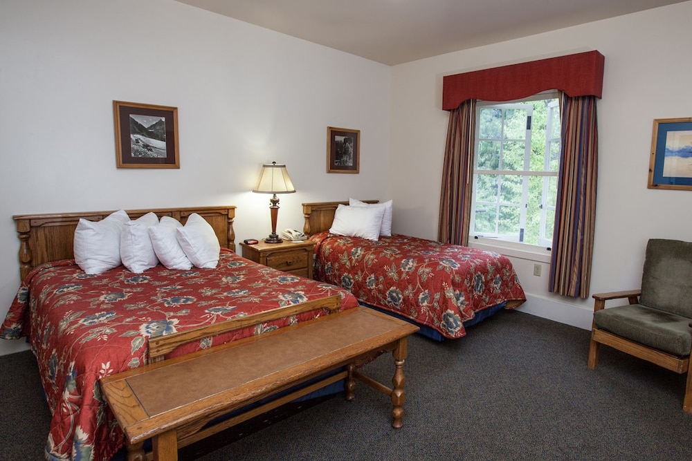 Lake McDonald Lodge - Inside the Park