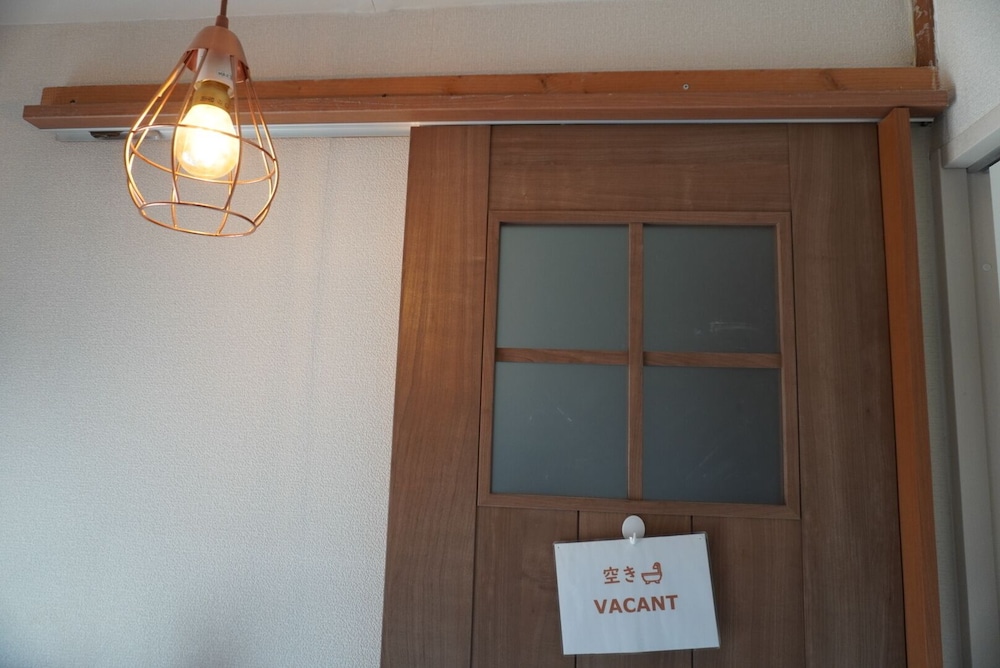 Guest House Ioly Osaka - Hostel
