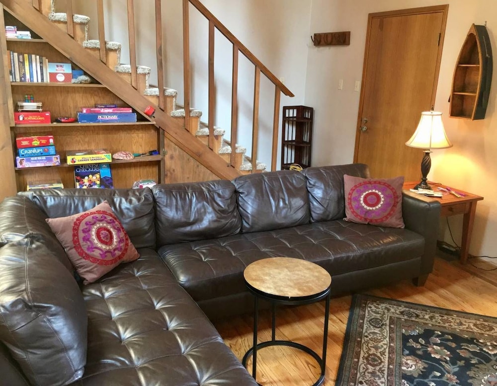 Ashland Vacations - Whispering Pines Cabin Retreat - Property Image 1