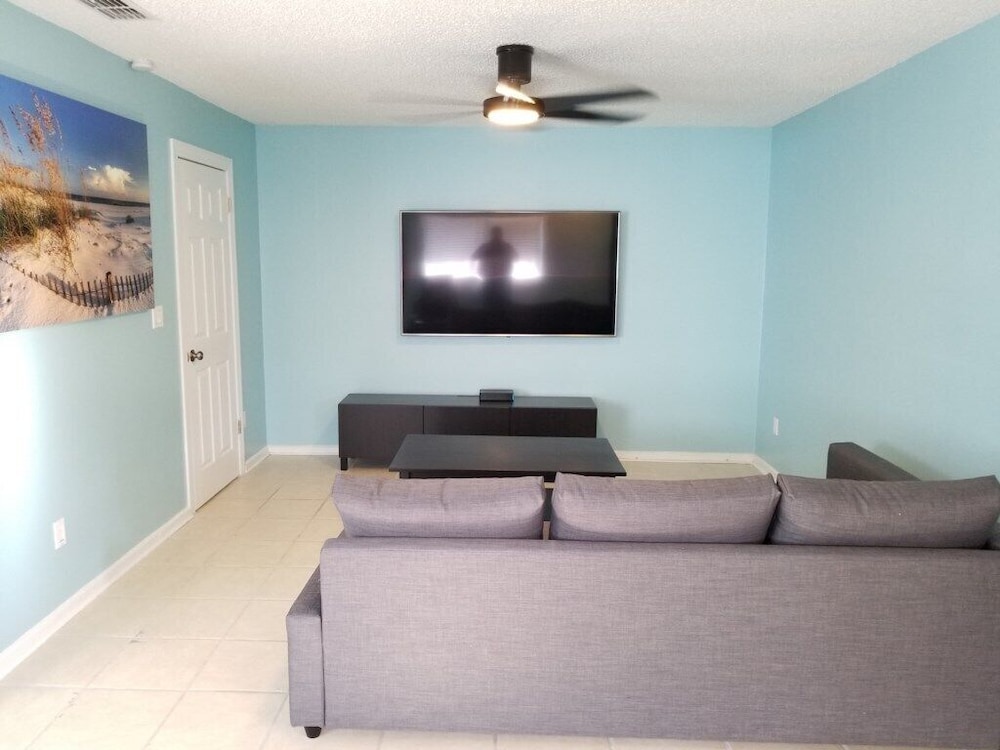 206 A 10th New