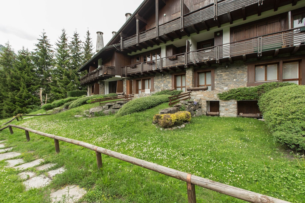 JOIVY Charming Style Flat Courmayeur Plangorret