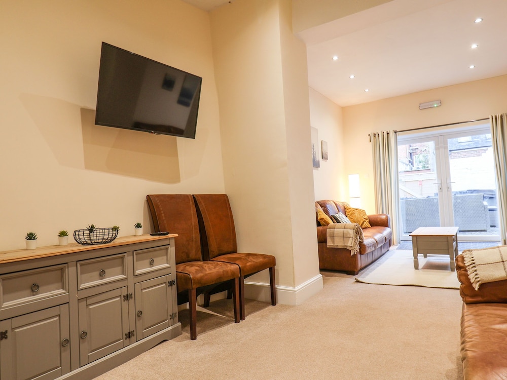 4 Normanby Terrace