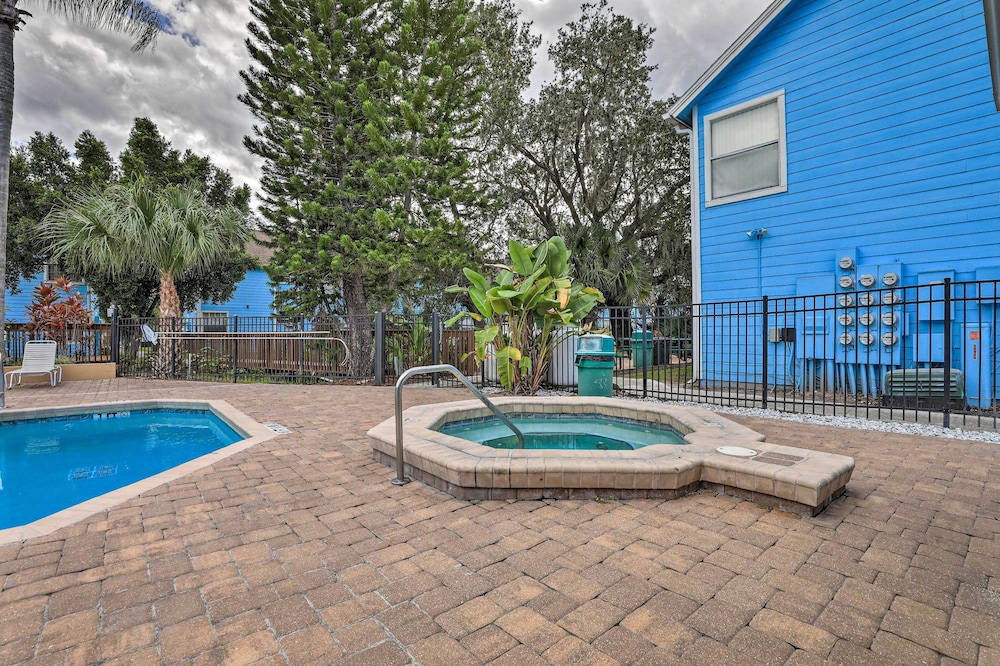 4 Mi to Wdw: Condo w/ Family-friendly Perks!
