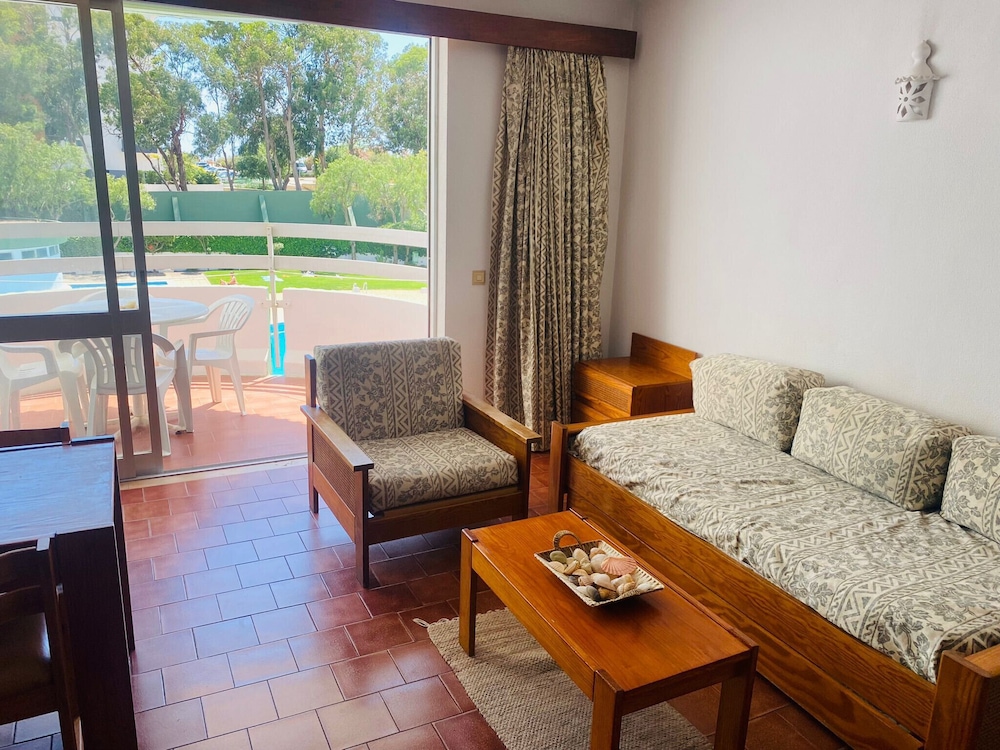 Torre Verde Balcony Pool View Flat