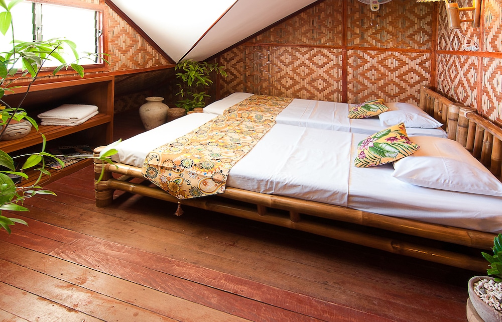 Sumisid Lodge