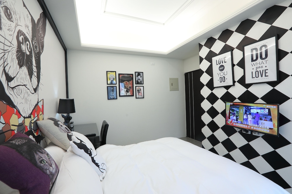 Happiness station B&B