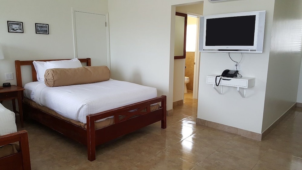 Le Cabanon Motel