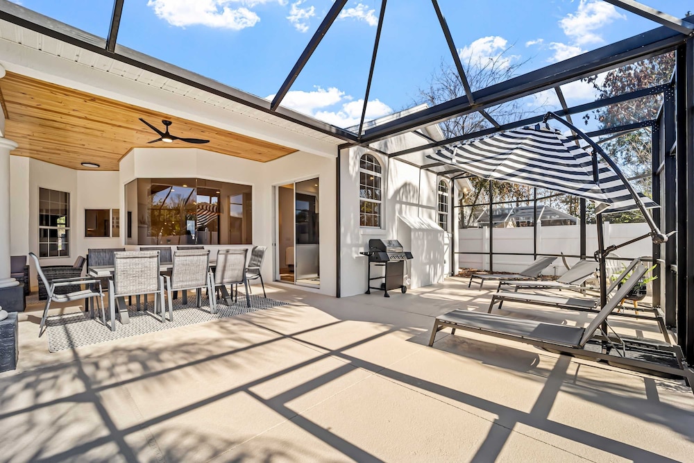 Luxury Retreat With Pool in Palm Coast