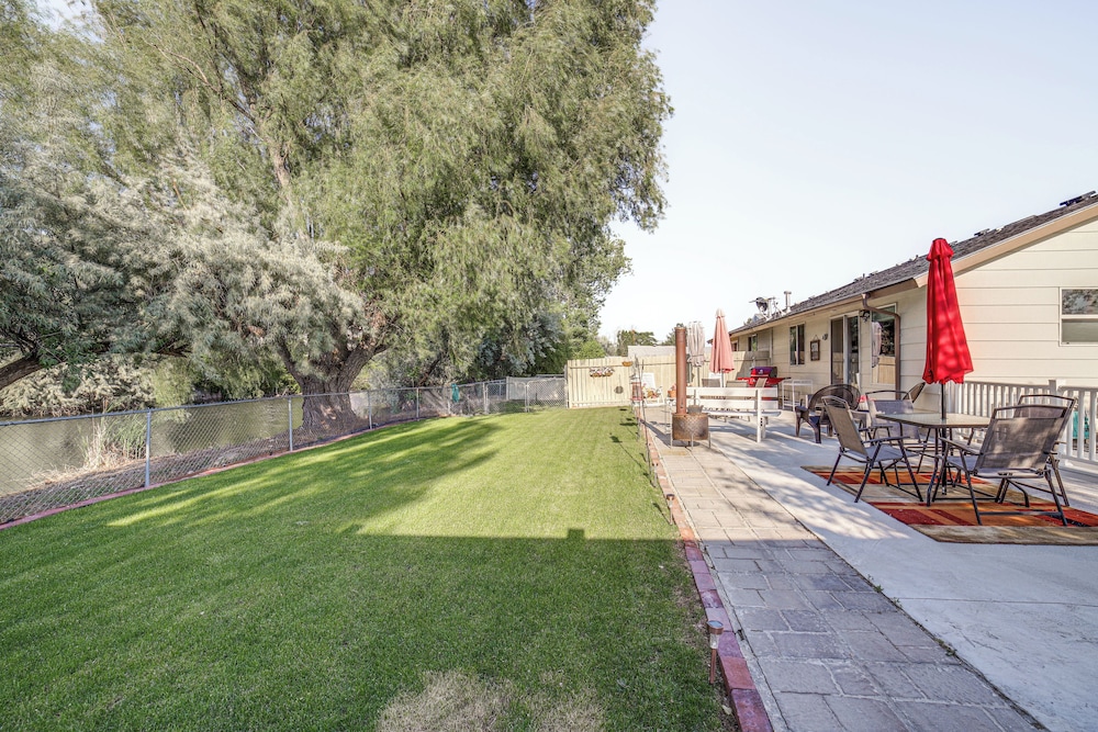 14 Mi to Meridian: Water-view Retreat w/ Patios!
