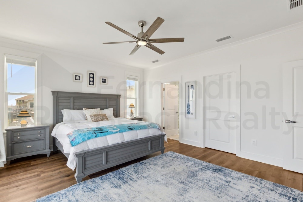 1088 S. Fletcher Ave 5 Bedroom Home