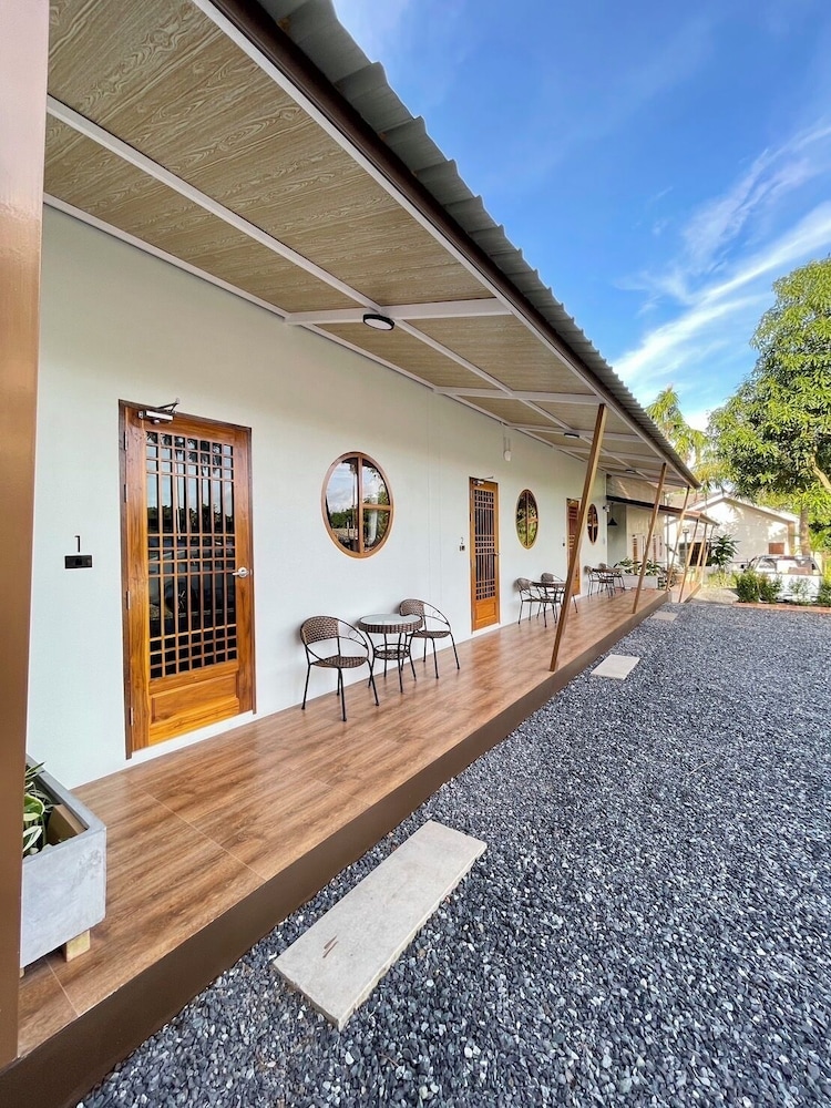 Hotel Norn Na Homestay Chanthaburi - Image 1