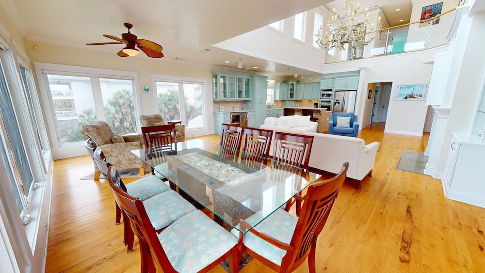 15 17th Street by Tybee Vacation Rentals