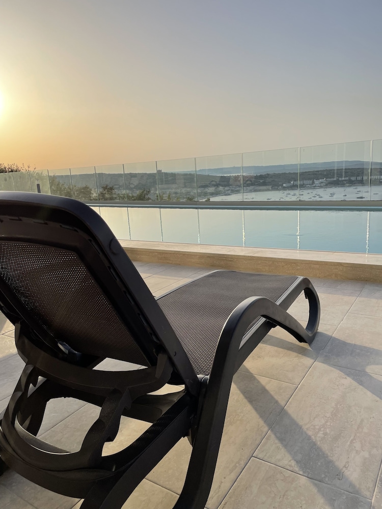 Mellieha Vacations - Hotel VIU57 - Property Image 15
