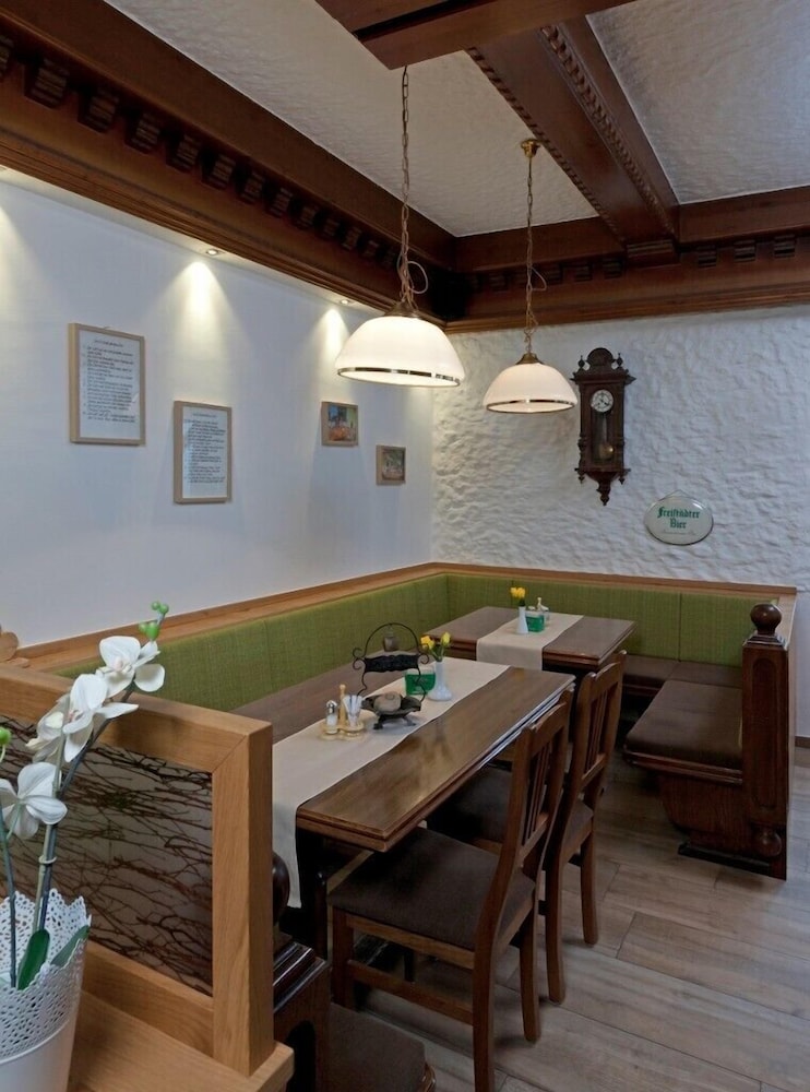 Gasthof zur Haltestelle