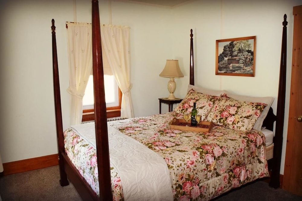 Beagle's Bed & Breakfast