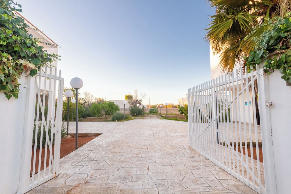 Porto Cesareo Air-conditioned Villa 12 Beds Torre Cesarea