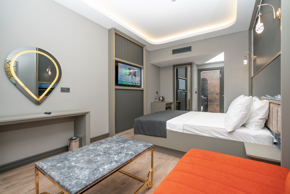 216 Ruby Süit - Image 28