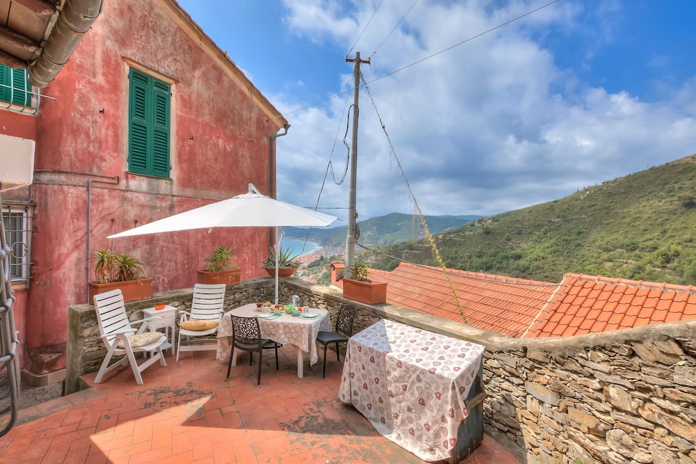 La Stalletta - Hillside view 3