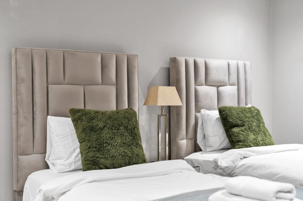 The Knightsbridge Residences