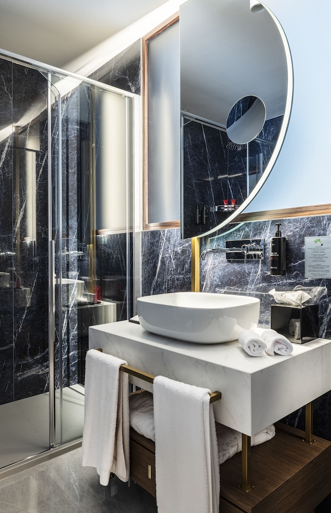 Duomo Hotel & Apartments