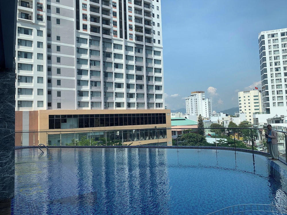 Ocean Vista Marina Suites Nha Trang