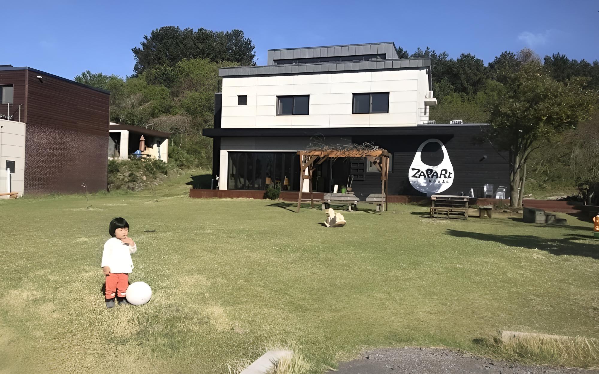 Aewol Zapari House view 4
